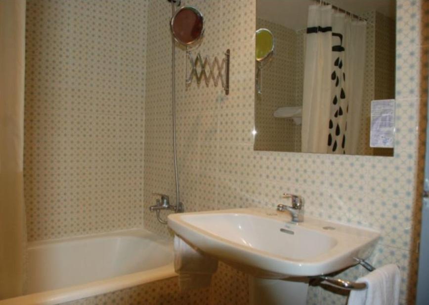 Hotel Armonia Lloret de Mar Buitenkant foto